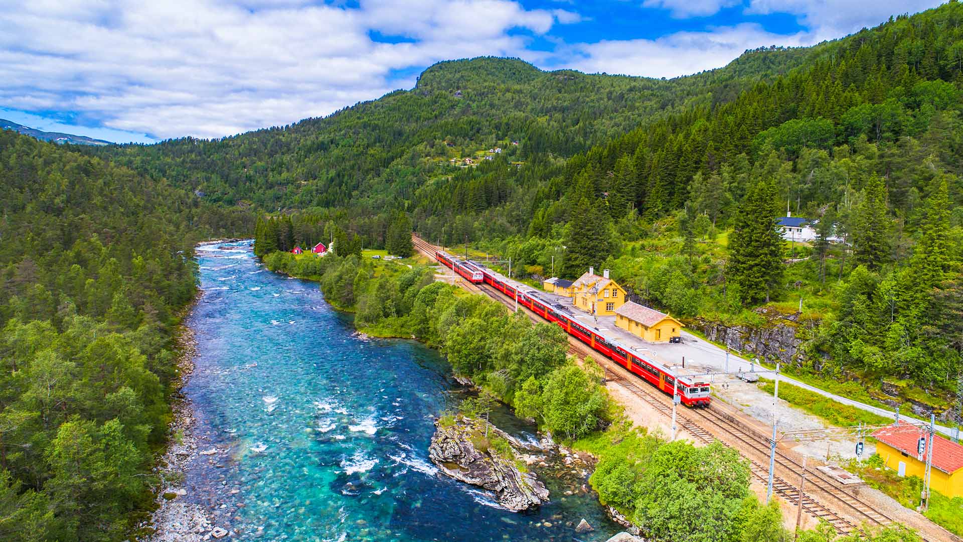 Train from Oslo to Bergen, Image by Marius Dobilas, shutterstock